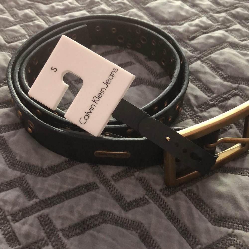 Black belt gold tone rivets. Calvin Klein JeansNWT